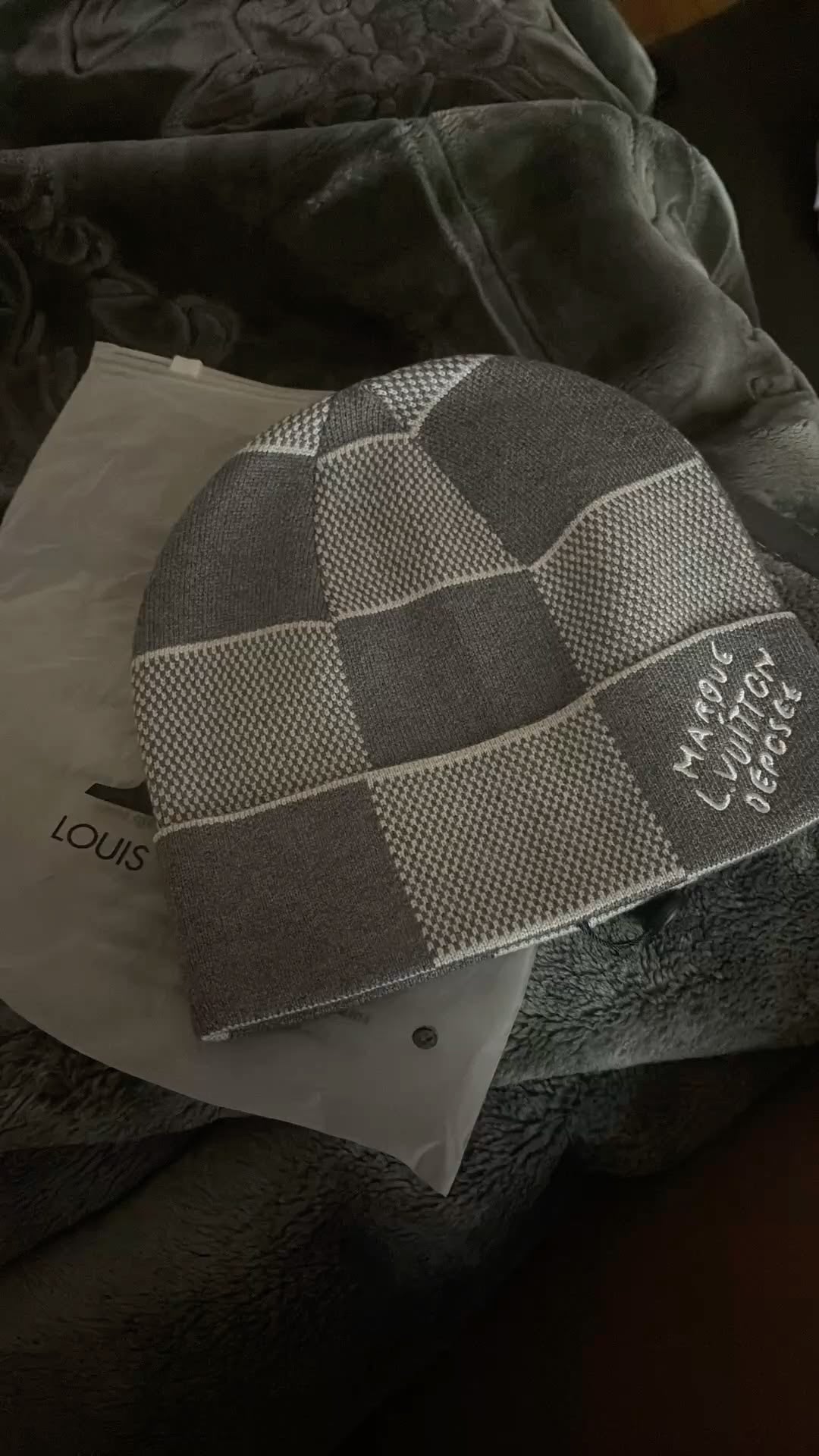 LV Beanie - White and grey