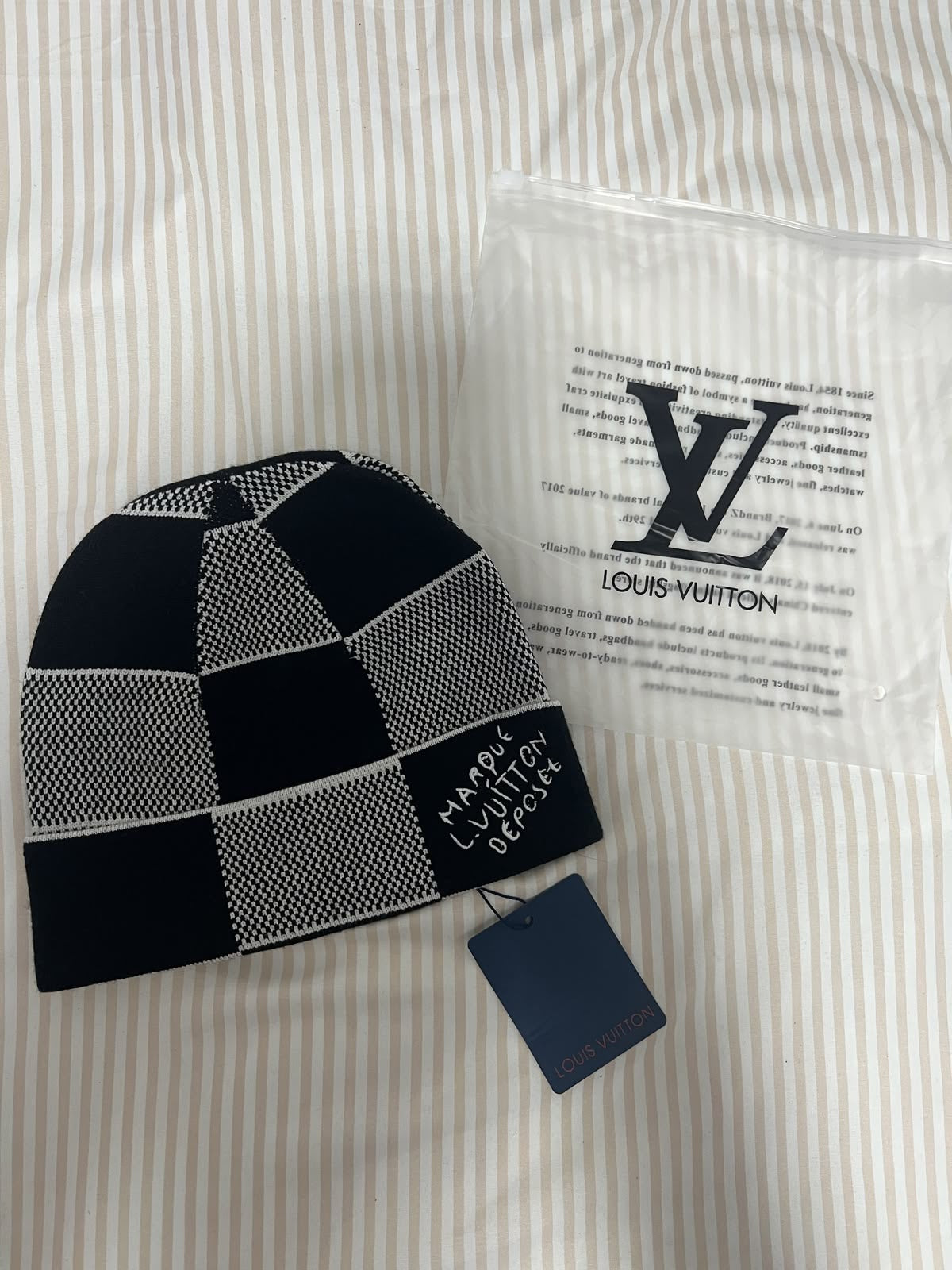 LV Beanie - Black and grey