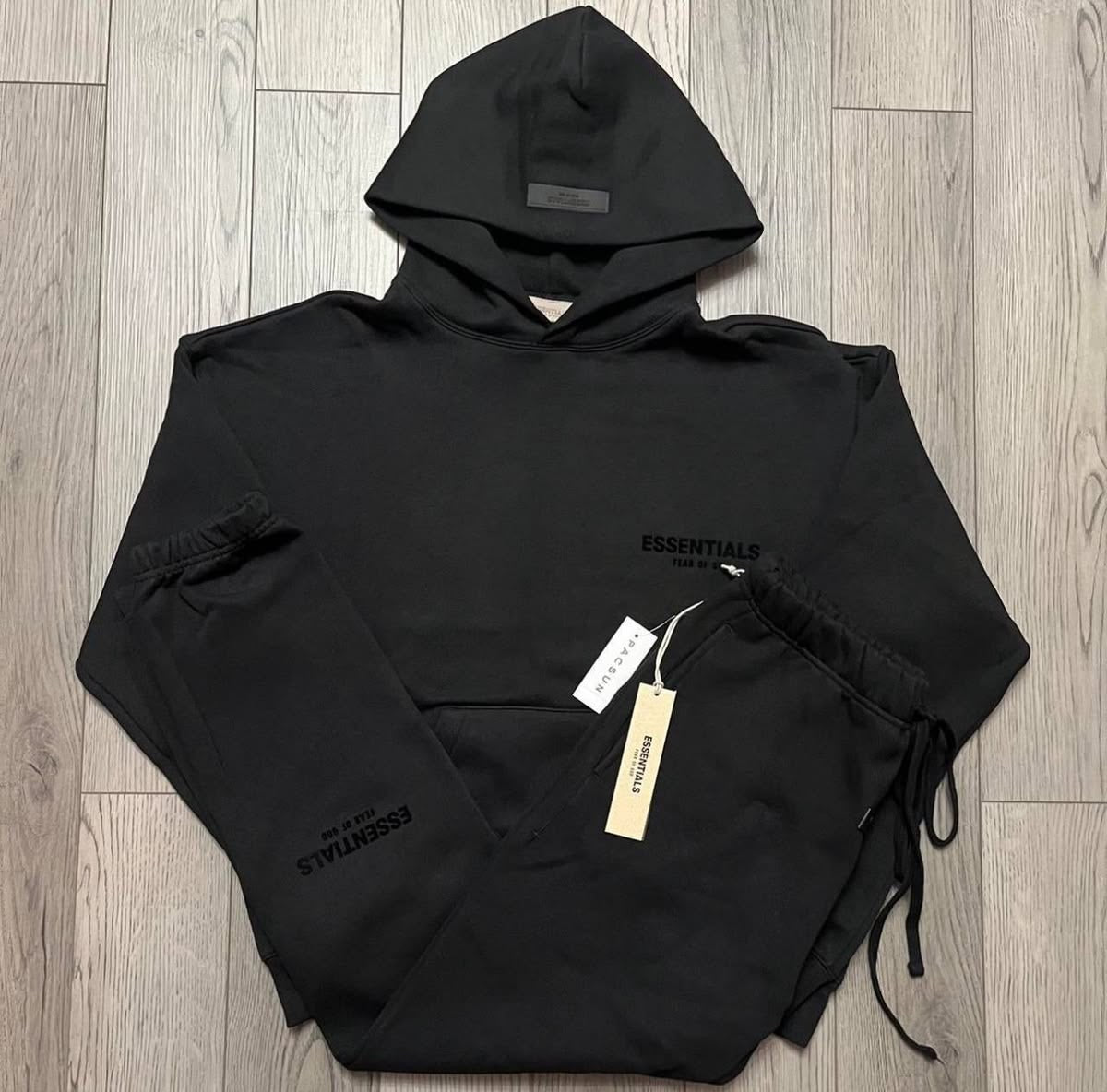 Essentials Set - black